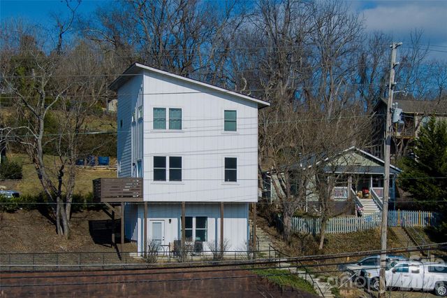1057, 1061, 1063 Riverside Drive, Asheville, NC 28804