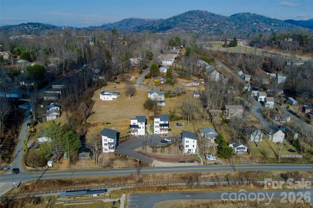 1057, 1061, 1063 Riverside Drive, Asheville, NC 28804