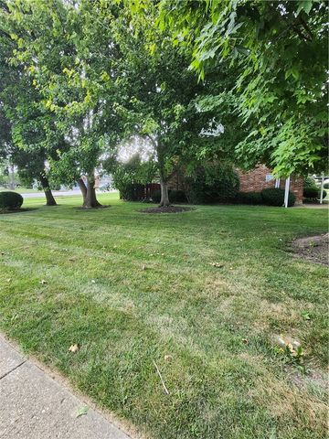 843 Clareridge Lane, Centerville, OH 45458