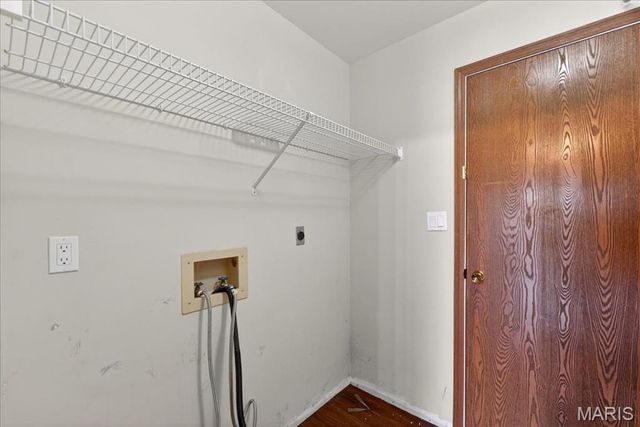 16250 Lea Oak Court, Chesterfield, MO 63017