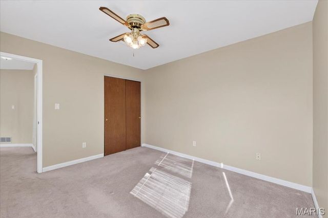 16250 Lea Oak Court, Chesterfield, MO 63017