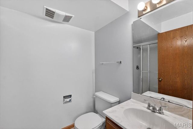 16250 Lea Oak Court, Chesterfield, MO 63017