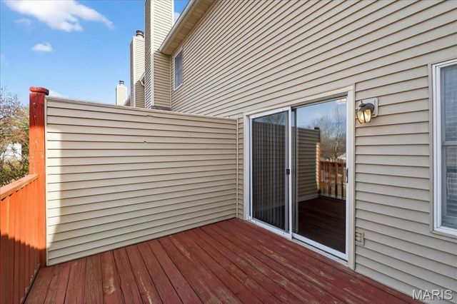 16250 Lea Oak Court, Chesterfield, MO 63017