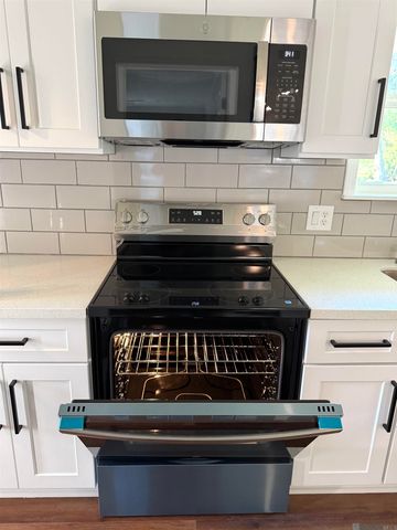 1895 Potwin Dr, Baton Rouge, LA 70810