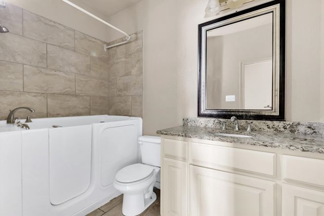 2923 E Pepperidge Drive, Lancaster, TX 75134