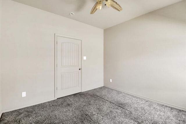 2923 E Pepperidge Drive, Lancaster, TX 75134