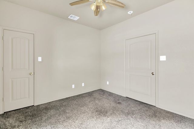 2923 E Pepperidge Drive, Lancaster, TX 75134