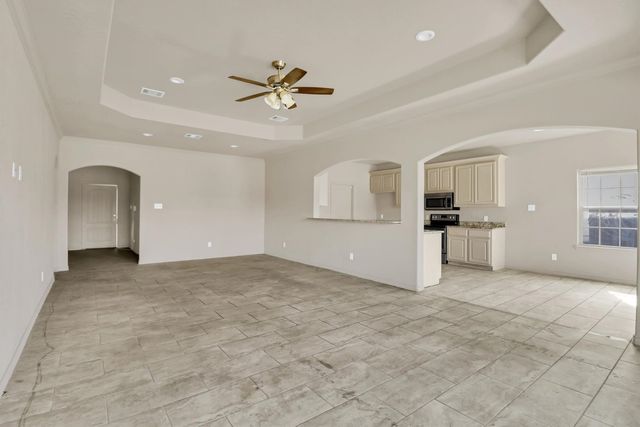 2923 E Pepperidge Drive, Lancaster, TX 75134