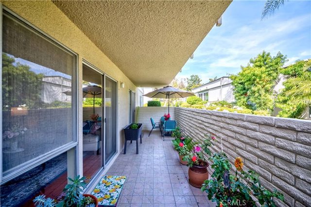678 Via Alhambra C, Laguna Woods, CA 92637