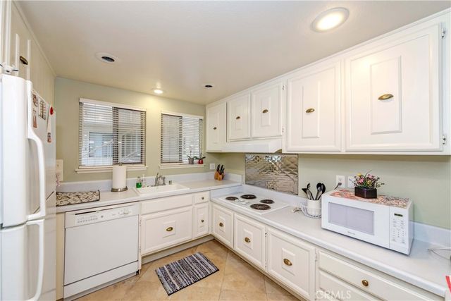 678 Via Alhambra C, Laguna Woods, CA 92637