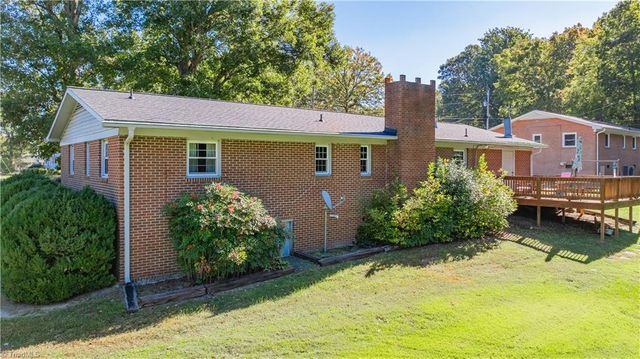 425 Oakgrove Road, Asheboro, NC 27205