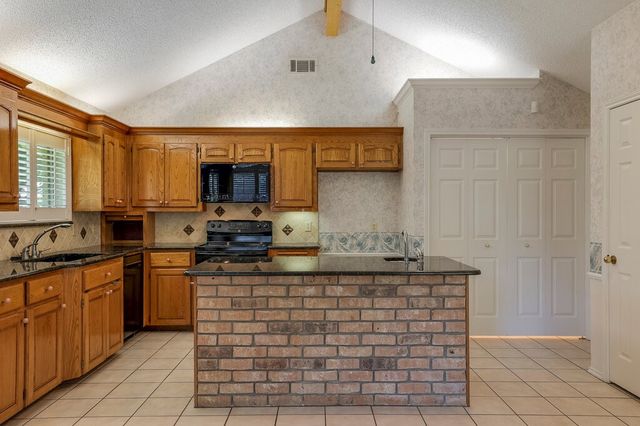 5125 Conchos Trail, Arlington, TX 76017