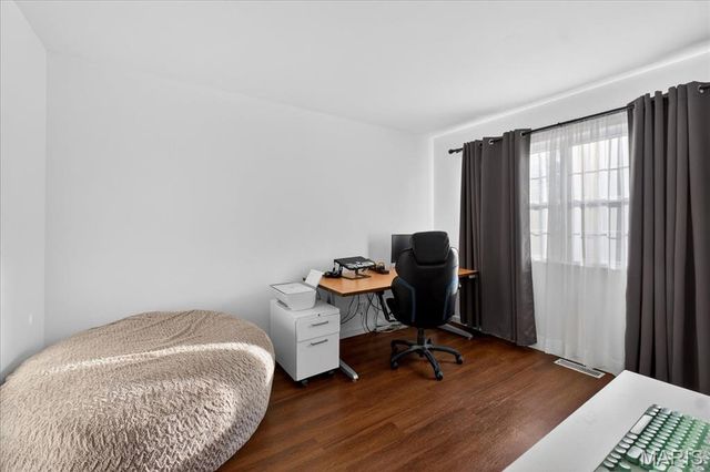 1215 Kostka Lane, Florissant, MO 63031