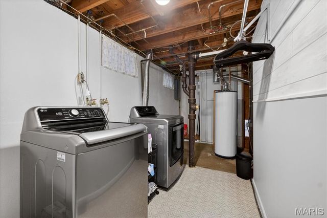 1215 Kostka Lane, Florissant, MO 63031