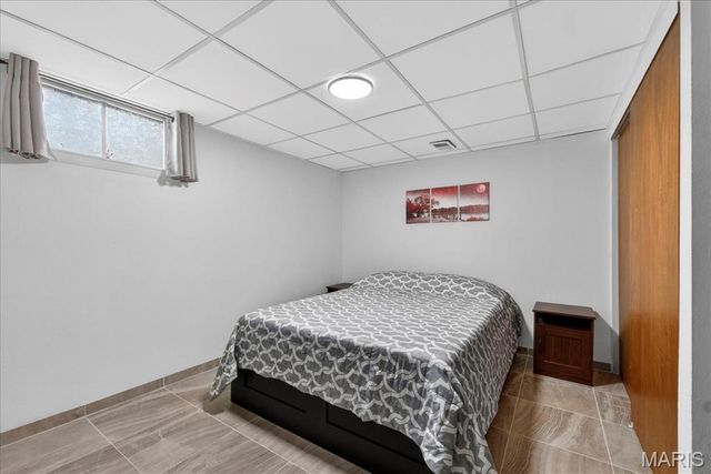 1215 Kostka Lane, Florissant, MO 63031