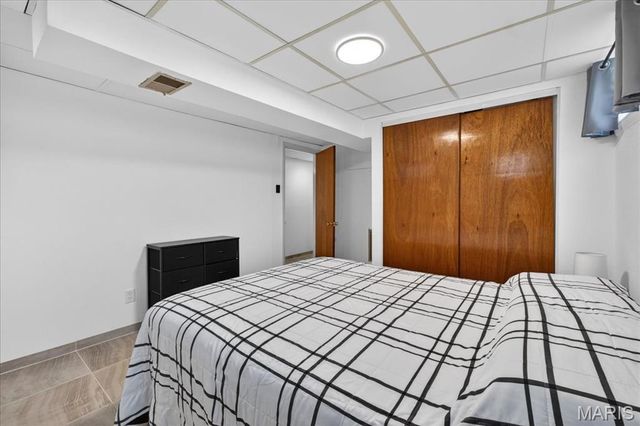 1215 Kostka Lane, Florissant, MO 63031