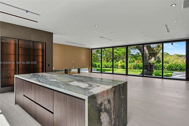 11920 SW 69th Court, Pinecrest, FL 33156