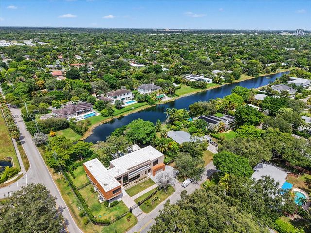 11920 SW 69th Court, Pinecrest, FL 33156
