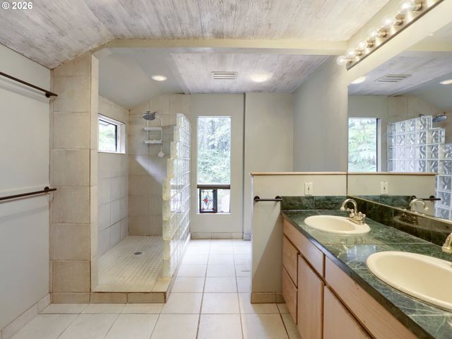 35505 Ne KRAMIEN Rd, Newberg, OR 97132