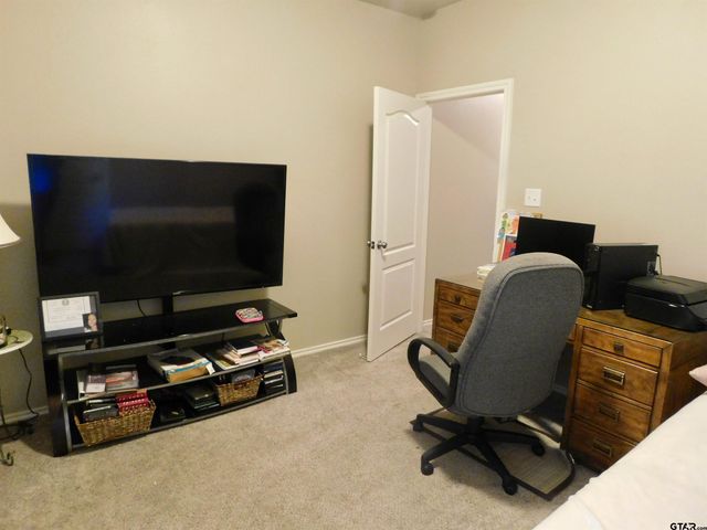 5840 Deauville, Tyler, TX 75704