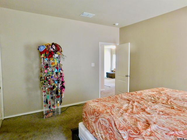 5840 Deauville, Tyler, TX 75704