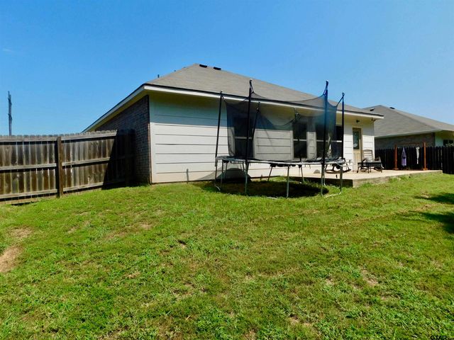 5840 Deauville, Tyler, TX 75704