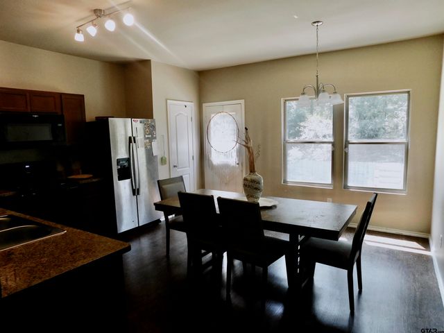 5840 Deauville, Tyler, TX 75704