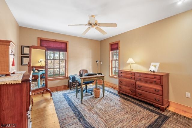 39 Dreahook Rd, Branchburg Twp., NJ 08876