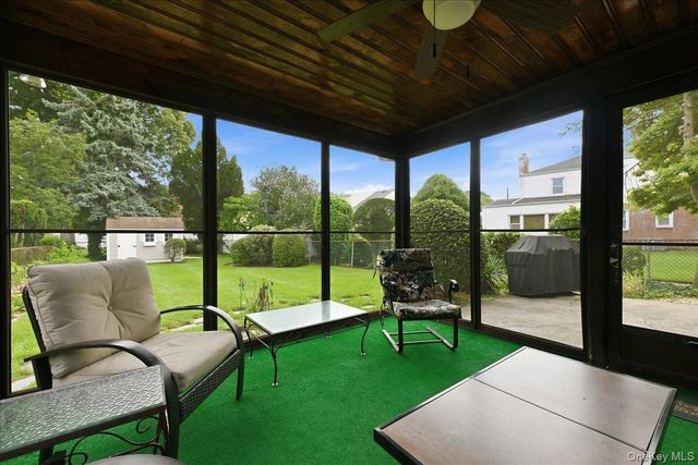 15 May Court, Rockville Centre, NY 11570