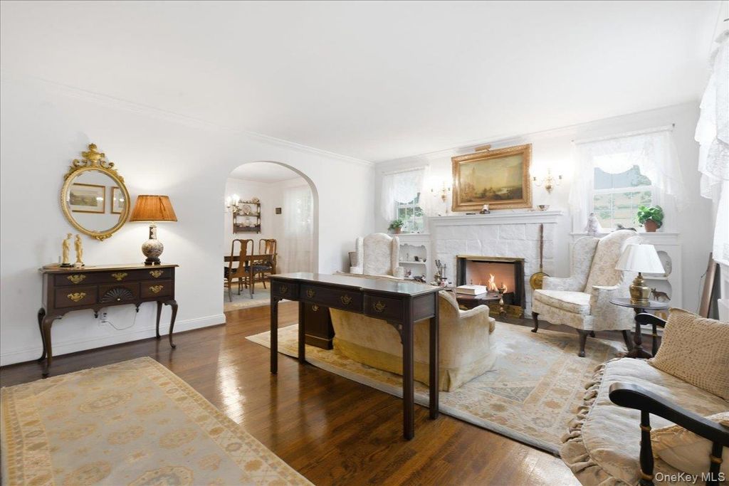 15 May Court, Rockville Centre, NY 11570 — photo 4