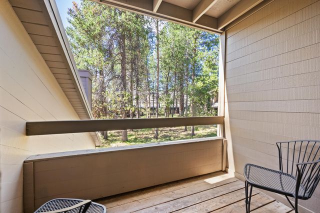 57018 Tennis Village Lane, Sunriver, OR 97707