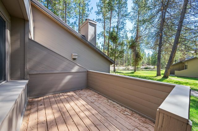 57018 Tennis Village Lane, Sunriver, OR 97707