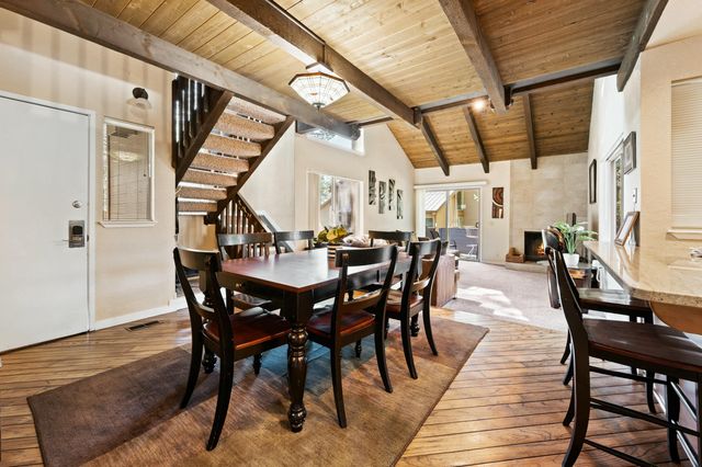 57018 Tennis Village Lane, Sunriver, OR 97707