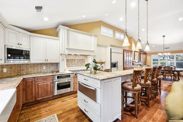 3023 Ironwood Way, West Sacramento, CA 95691
