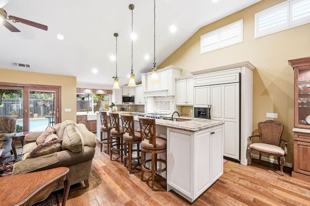 3023 Ironwood Way, West Sacramento, CA 95691