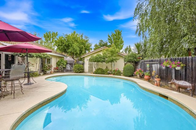 3023 Ironwood Way, West Sacramento, CA 95691