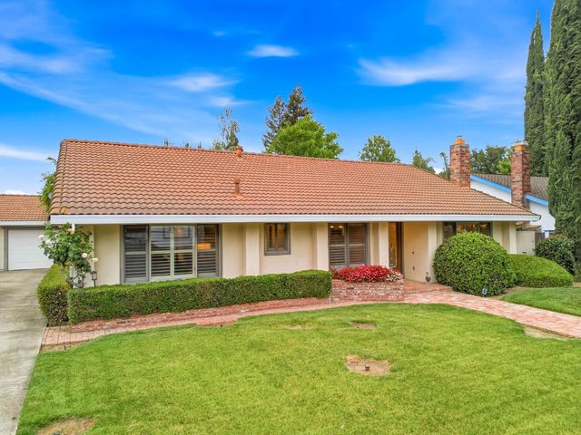 3023 Ironwood Way, West Sacramento, CA 95691