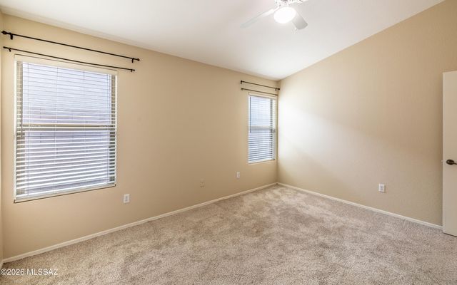 658 S Painted River Way, Vail, AZ 85641