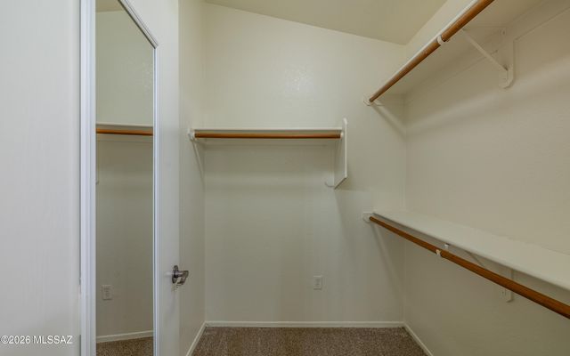 658 S Painted River Way, Vail, AZ 85641