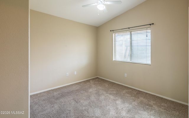 658 S Painted River Way, Vail, AZ 85641