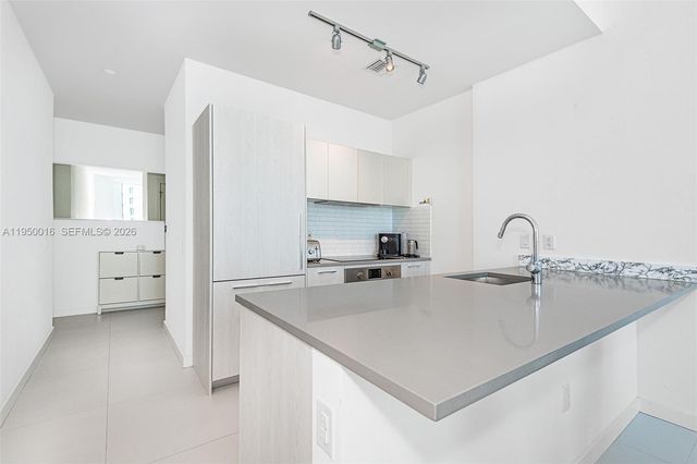 501 NE 31st St PH4404, Miami, FL 33137