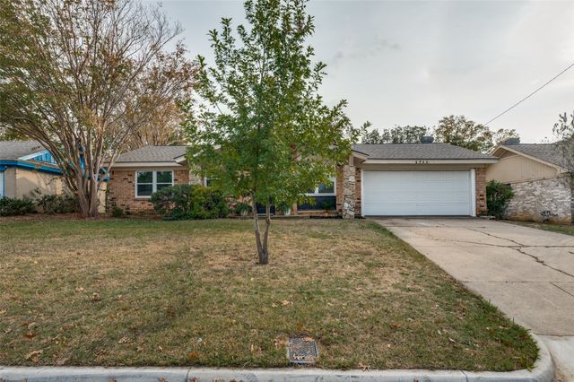 1711 Marlene Drive, Euless, TX 76040