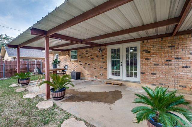 1711 Marlene Drive, Euless, TX 76040