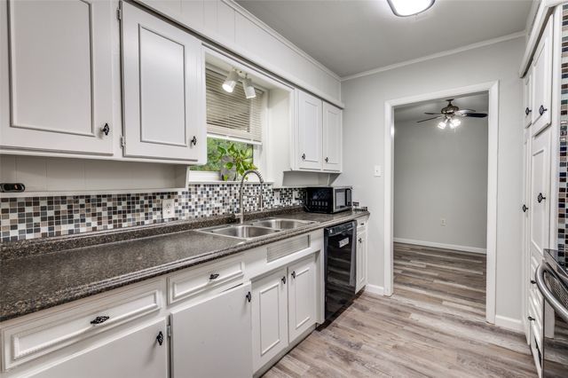 1711 Marlene Drive, Euless, TX 76040