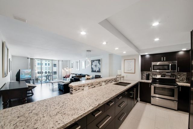 1147 Hillsboro Mile 505, Hillsboro Beach, FL 33062