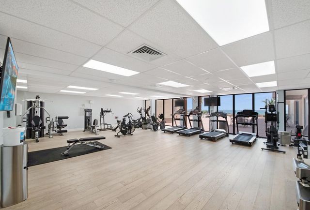 1147 Hillsboro Mile 505, Hillsboro Beach, FL 33062