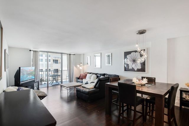 1147 Hillsboro Mile 505, Hillsboro Beach, FL 33062