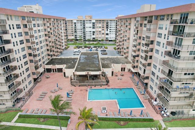 1147 Hillsboro Mile 505, Hillsboro Beach, FL 33062