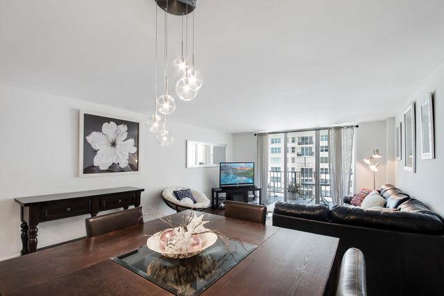 1147 Hillsboro Mile 505, Hillsboro Beach, FL 33062