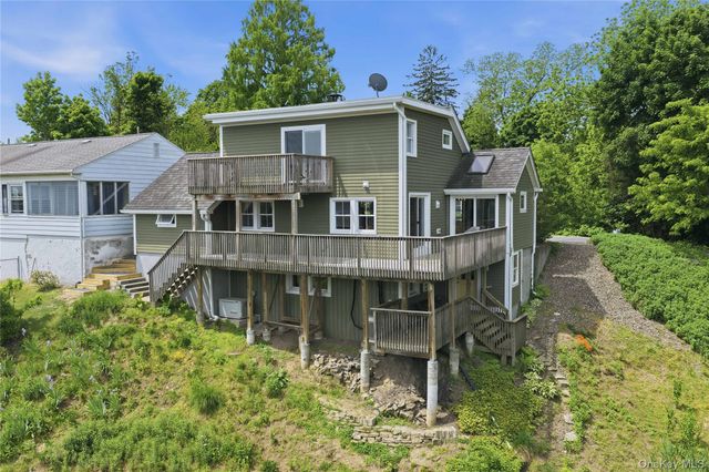 209 Sackett Street, Port Ewen, NY 12466